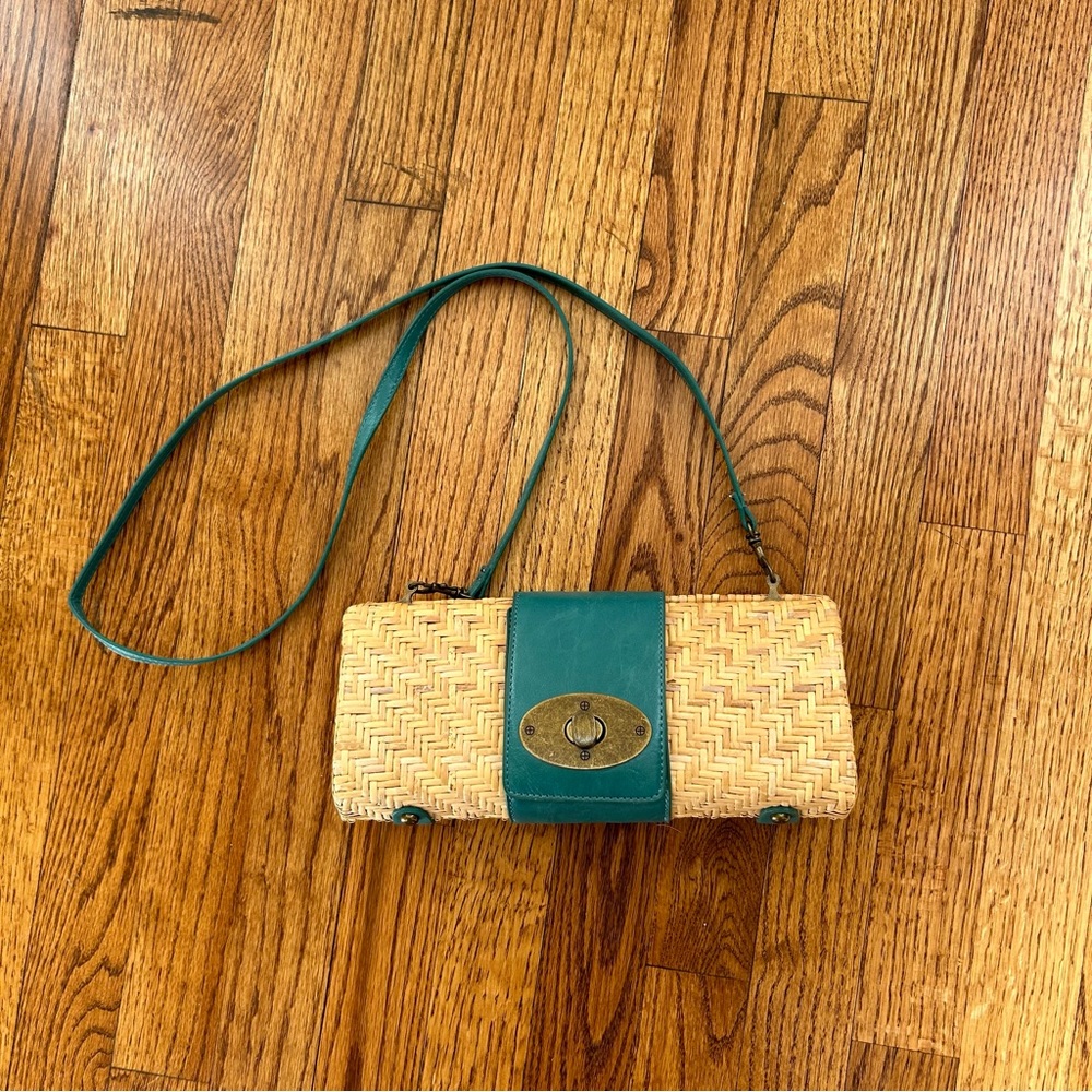 kelly & katie straw purse with turquoise strap and trim. Small inside po…